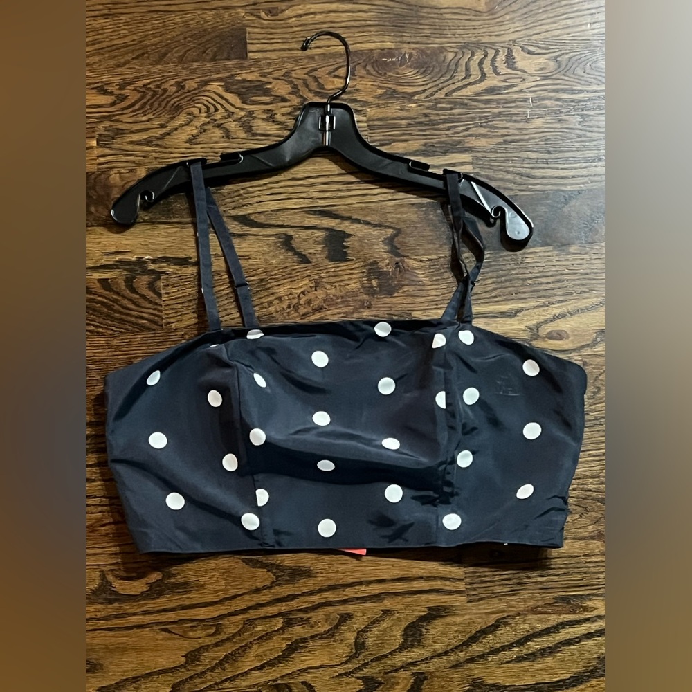 Old Navy Blue and White Polka Dot Top - Picture 2 of 4